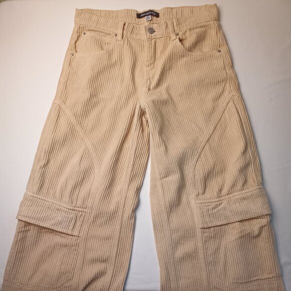Urban Outfitters Woman's Wide Leg Baggy Cargo Corduroy Pants Size 24/0 Yellow - Picture 2 of 9
